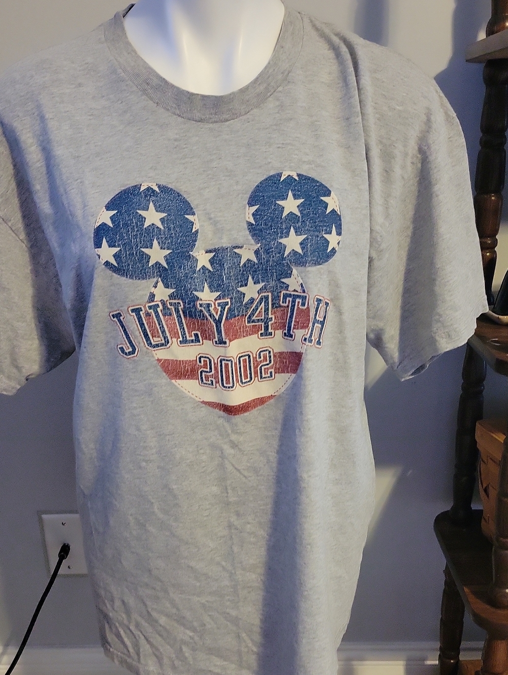 Disney Gray July 4th 2002 Graphic Tee with Stars & Stripes ...size Large